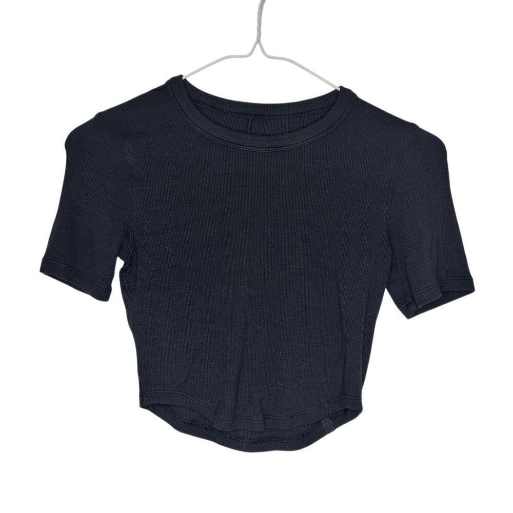 Lululemon Athletica Hold Tight Ribbed Crew Neck Cropped Black T-Shirt Size 2
